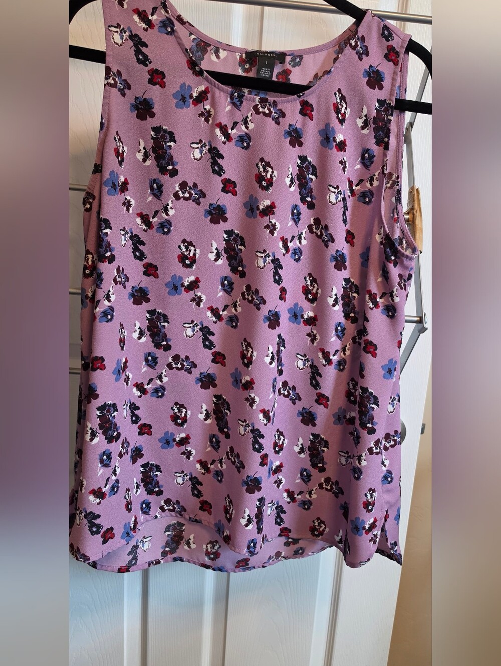 High Low Floral Sleeveless Blouse